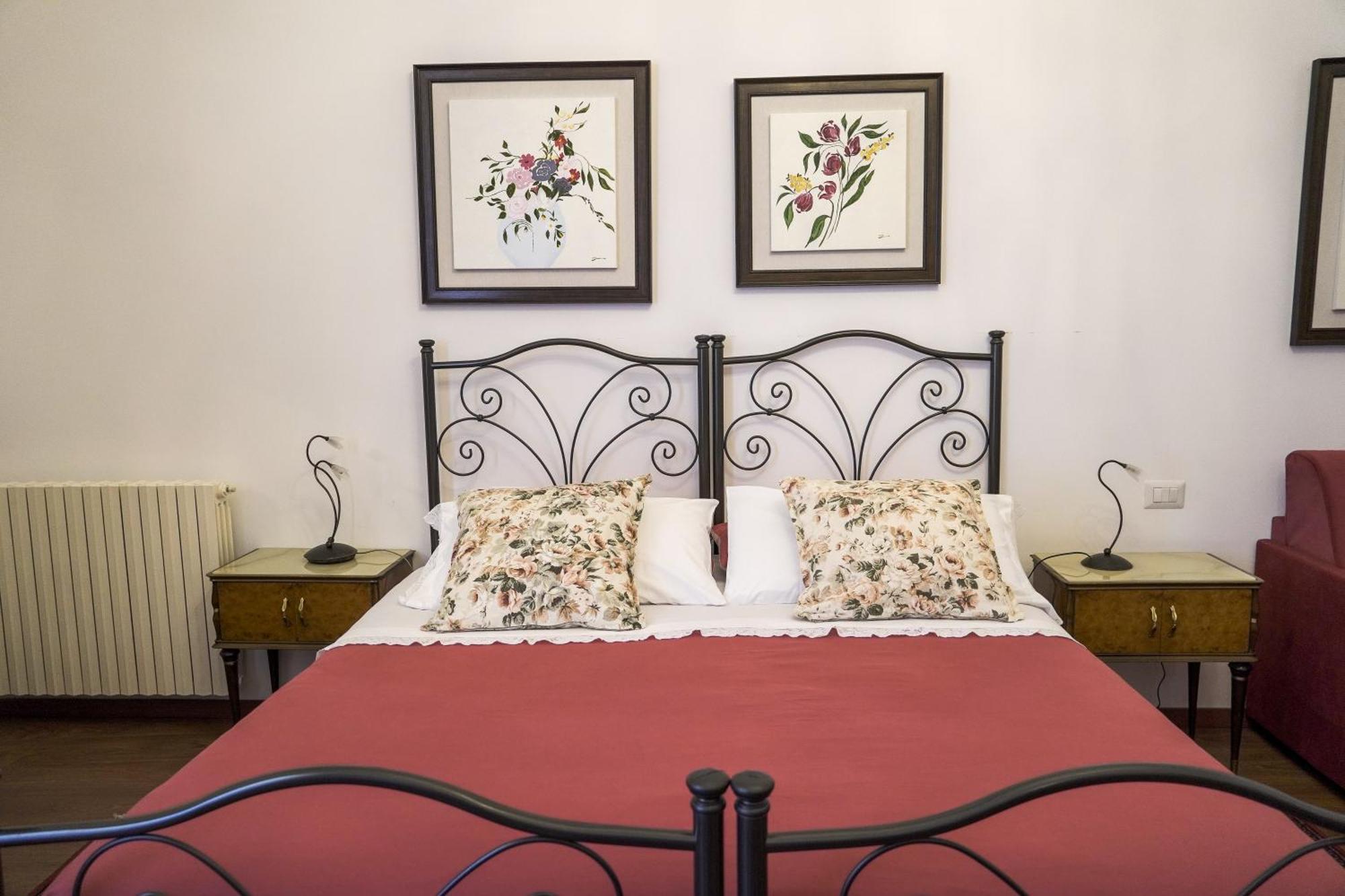 La Casa Del Fabbro Bed & Breakfast Troina ภายนอก รูปภาพ