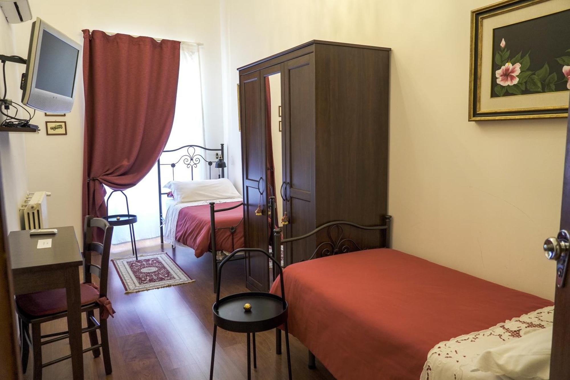 La Casa Del Fabbro Bed & Breakfast Troina ภายนอก รูปภาพ